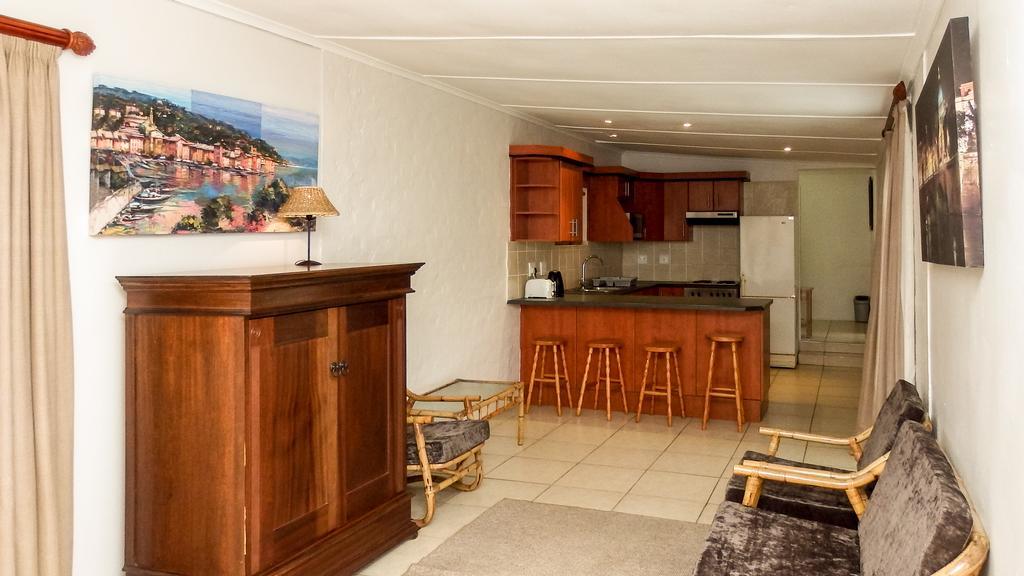 39 On Nile Guest House بورت اليزابيث الغرفة الصورة
